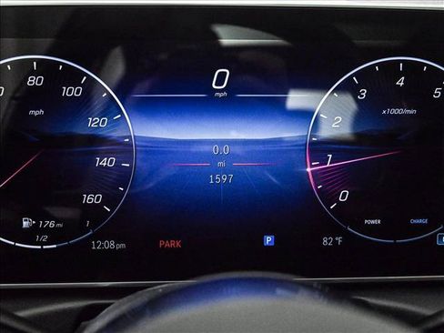 Certified 2026 Mercedes-Benz C 300 4MATIC Sedan image 11