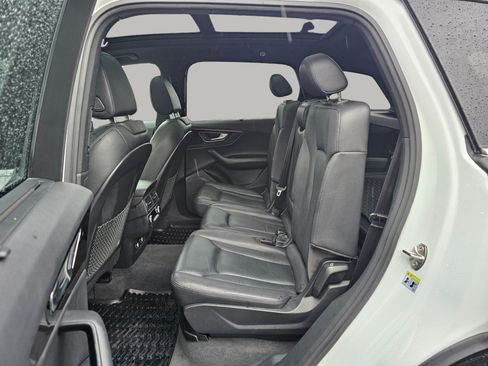Used 2019 Audi Q7 3.0T Prestige w/ Prestige Package AWD/4WD image 48
