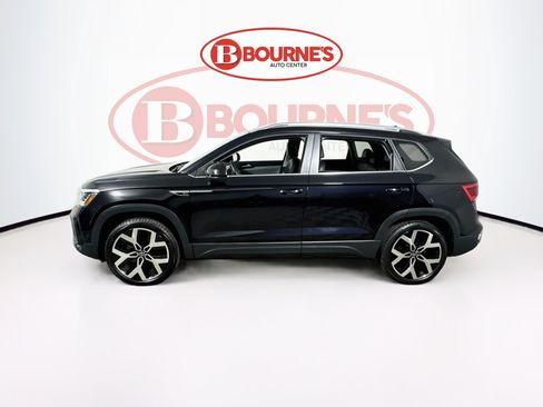 Used 2023 Volkswagen Taos SEL AWD/4WD image 8