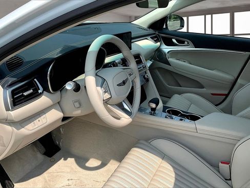 New 2026 Genesis G70 2.5T Prestige image 7