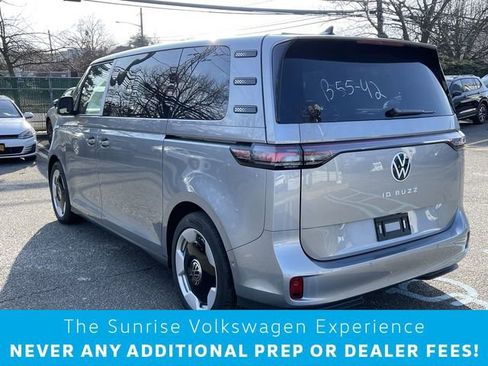 New 2025 Volkswagen ID. Buzz Pro S image 7