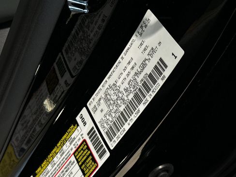 New 2025 Toyota Tacoma Trailhunter image 32