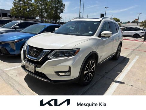 Used 2018 Nissan Rogue SL w/ Premium Package FWD image 1