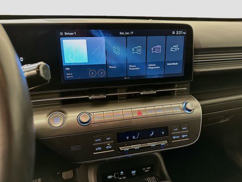 Used 2024 Hyundai Kona SEL image 26