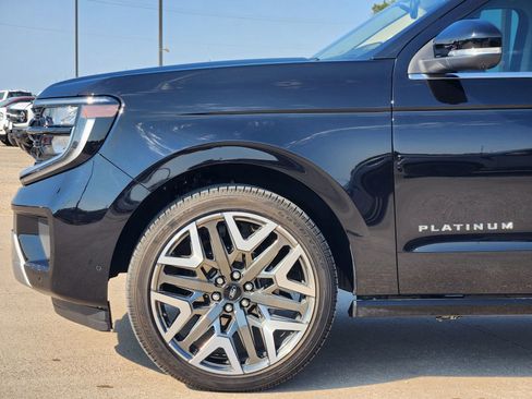 New 2025 Ford Expedition Platinum w/ Platinum Ultimate Package image 6