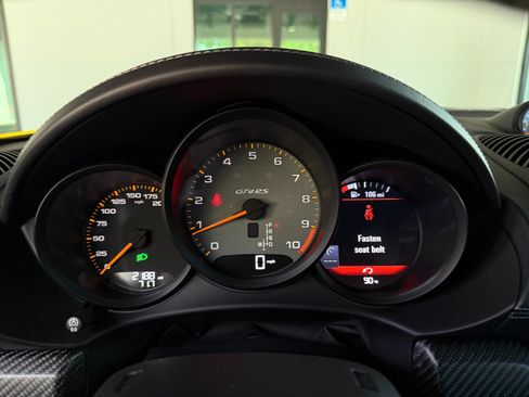 Used 2025 Porsche 718 Cayman GT4 RS RWD image 42