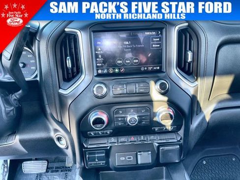 Used 2022 GMC Sierra 2500 AT4 image 25