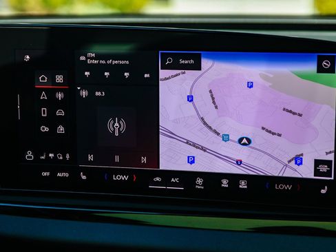 Used 2025 Audi A5 2.0T Premium w/ Convenience Package image 16