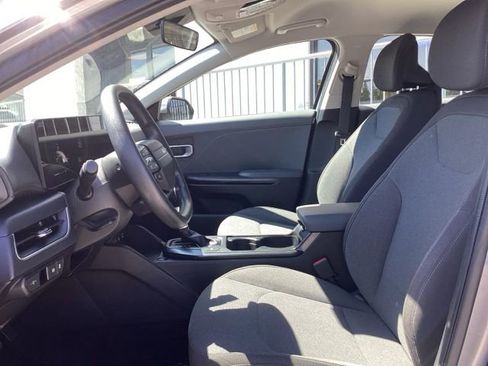 Used 2025 Kia K4 FWD image 22