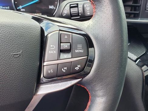 Used 2023 Ford Explorer ST-Line AWD/4WD image 13