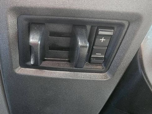 Used 2020 Ford F250 XL w/ Power Equipment Group AWD/4WD image 9