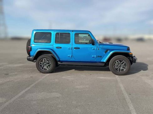 New 2026 Jeep Wrangler Sahara image 14
