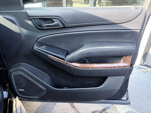 Used 2015 Chevrolet Suburban LTZ image 22