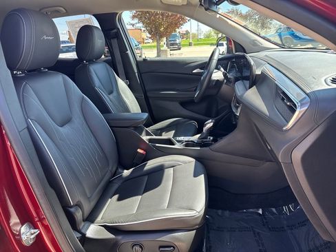 Certified 2024 Buick Encore GX Avenir AWD/4WD image 34