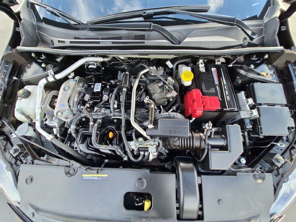 Used 2025 Nissan Sentra SR w/ Midnight Edition FWD image 28