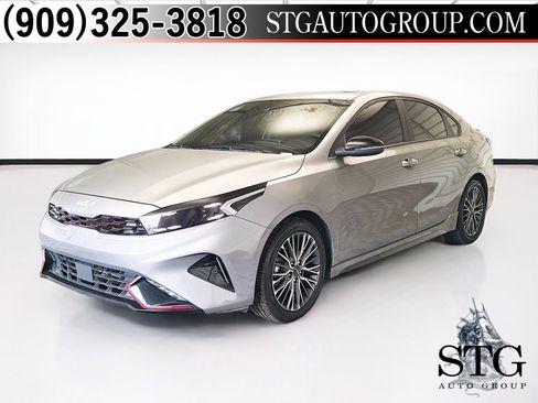 Used 2022 Kia Forte GT-Line w/ GT-Line Premium Package image 1