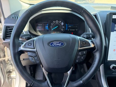 Used 2024 Ford Edge SEL AWD/4WD image 17