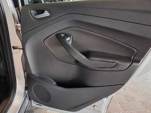 Used 2014 Ford Escape SE image 10