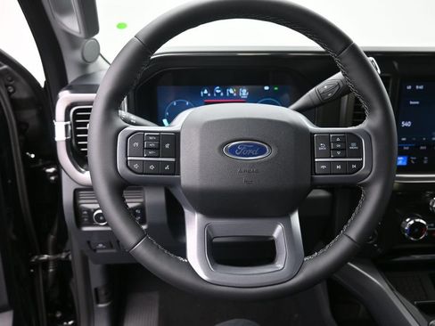 New 2026 Ford F250 Lariat w/ Black Appearance Package AWD/4WD image 4