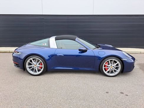 Certified 2024 Porsche 911 Targa 4S image 8