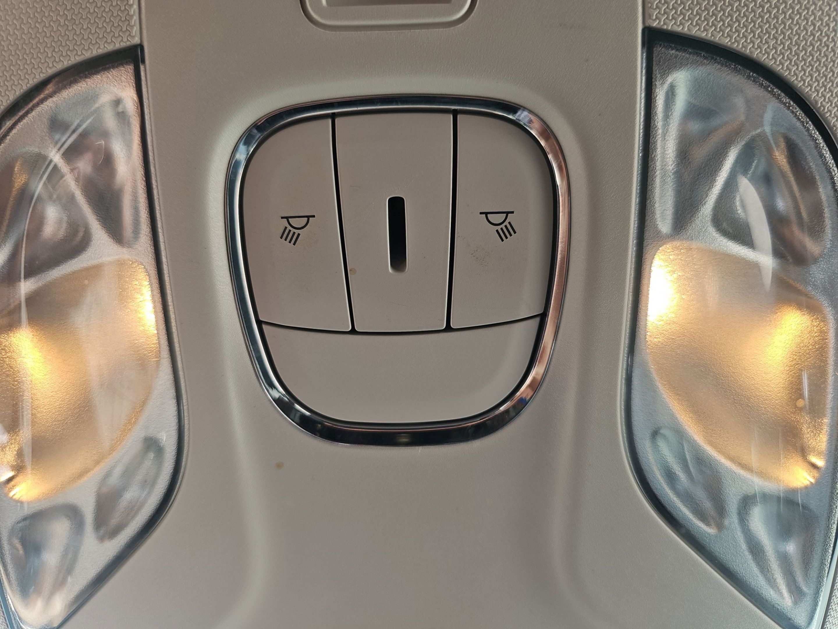 Used 2019 Jeep Compass Limited AWD/4WD image 30