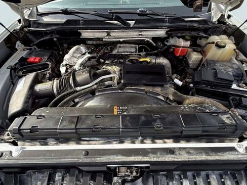 Used 2020 Chevrolet Silverado 2500 LT w/ Z71 Off-Road Package image 22