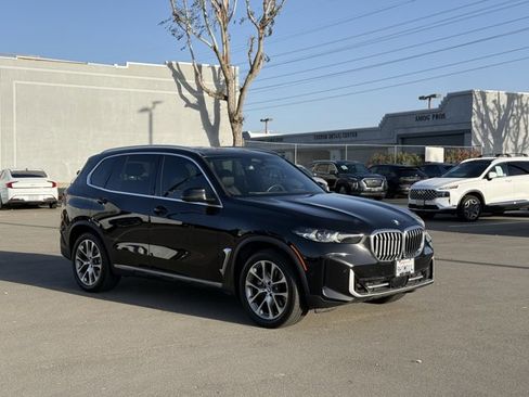 Used 2024 BMW X5 sDrive40i w/ Parking Assistance Package RWD image 3