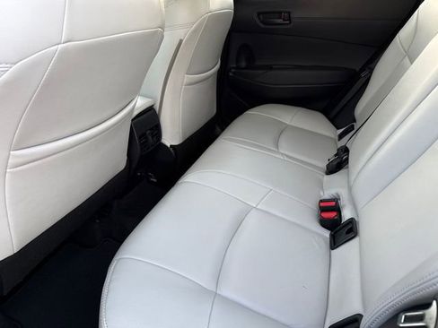 Used 2024 Toyota Corolla Cross LE image 18