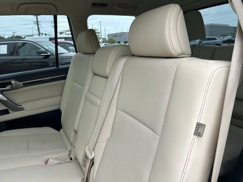 Used 2022 Lexus GX 460 Premium w/ Premium Package AWD/4WD image 54