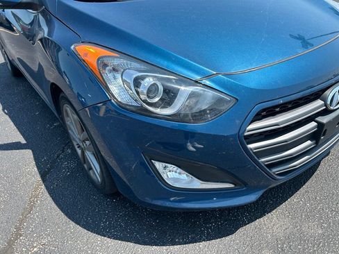 Used 2016 Hyundai Elantra GT w/ Option Group 03 FWD image 3