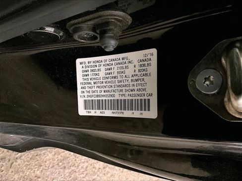 Used 2017 Honda Civic Touring image 32