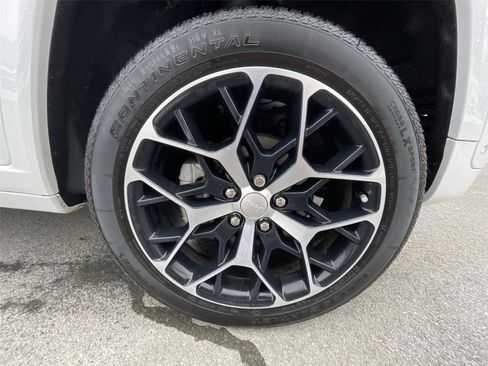 Used 2023 Jeep Grand Cherokee Summit image 10