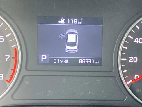 Used 2019 Kia Optima EX image 29