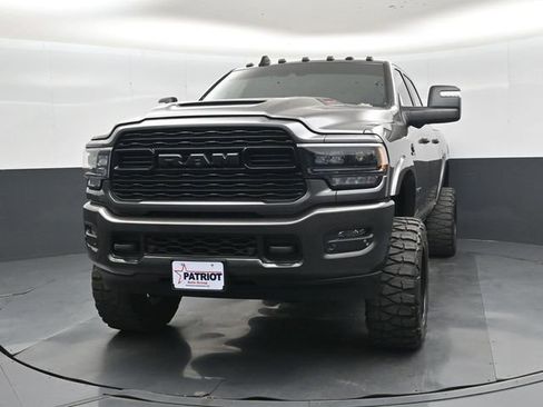 Used 2024 RAM 2500 Limited AWD/4WD image 8