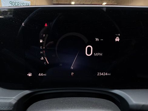 Used 2025 Buick Encore GX Preferred FWD image 36