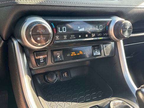 Used 2025 Toyota RAV4 XLE Premium w/ Weather Package AWD/4WD image 26