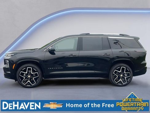Used 2026 Chevrolet Traverse High Country w/ LPO, Floor Liner Package AWD/4WD image 3