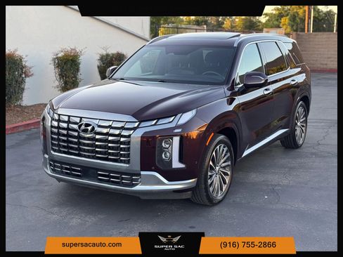 Used 2024 Hyundai Palisade Calligraphy image 1