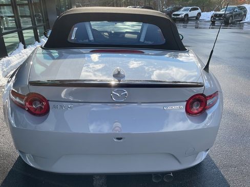 New 2025 MAZDA MX-5 Miata Club image 8