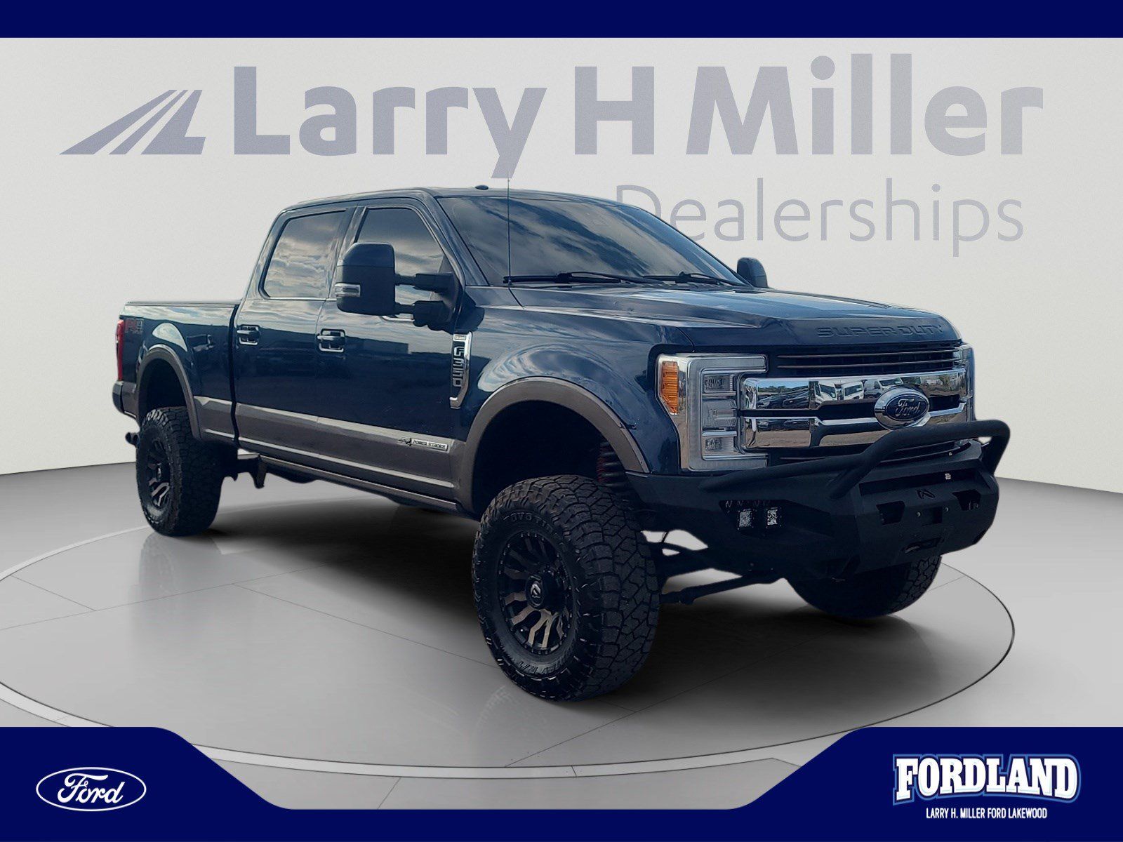 Used 2018 Ford F350 King Ranch w/ King Ranch Ultimate Package AWD/4WD image 7