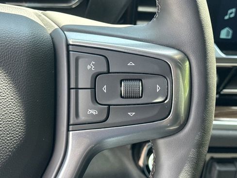Certified 2025 Chevrolet Silverado 1500 RST AWD/4WD image 18