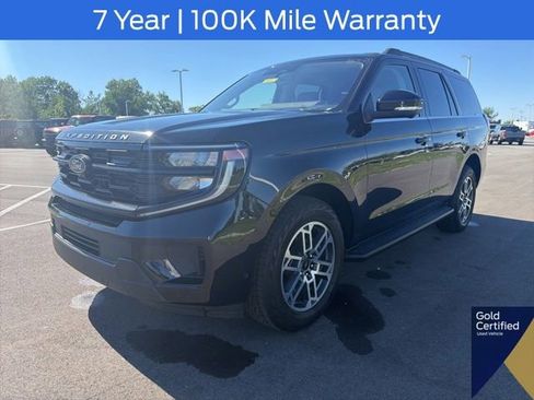 Certified 2025 Ford Expedition Active AWD/4WD image 2