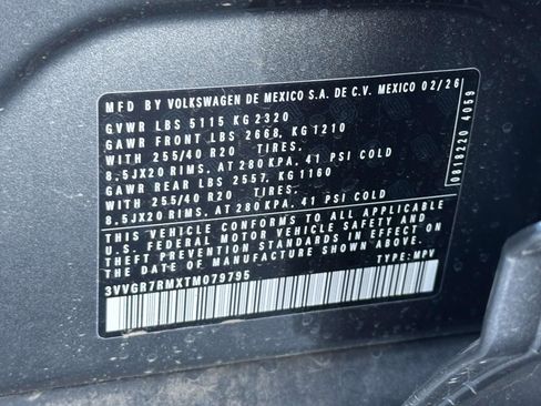 New 2026 Volkswagen Tiguan SE R-Line AWD/4WD image 16
