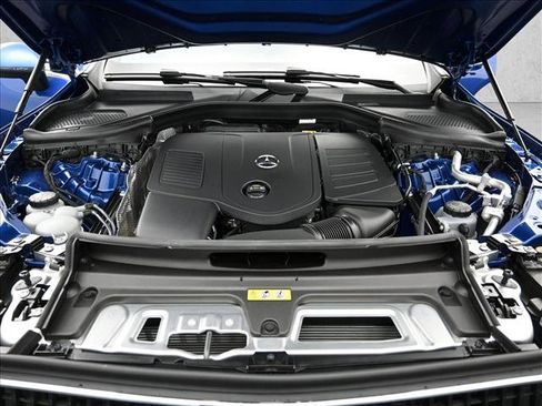 Certified 2025 Mercedes-Benz GLC 300 GLC 300 image 28