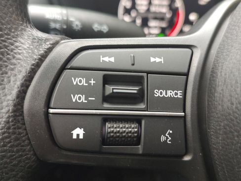 Used 2023 Honda CR-V EX image 12