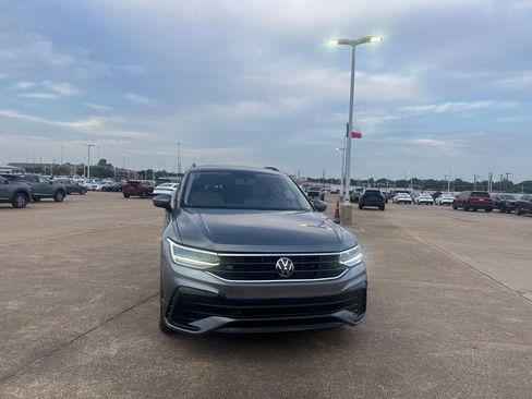 Used 2022 Volkswagen Tiguan S FWD image 5