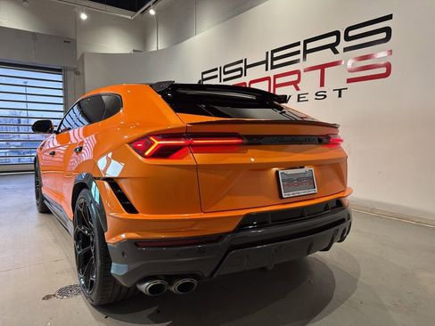 Used 2023 Lamborghini Urus Performante image 18