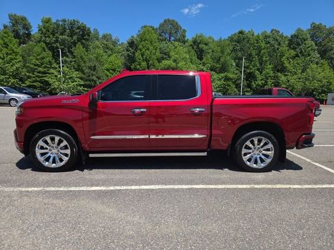 Used 2022 Chevrolet Silverado 1500 High Country w/ Technology Package AWD/4WD image 6