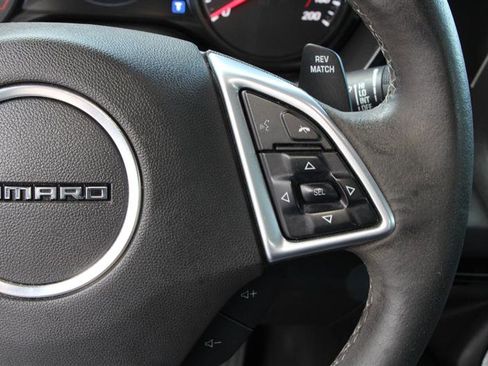 Used 2020 Chevrolet Camaro SS RWD image 22