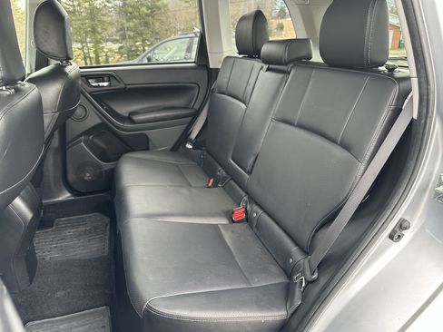 Used 2014 Subaru Forester 2.5i Touring image 12